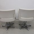 666252-3 2 barber chairs - Maletti