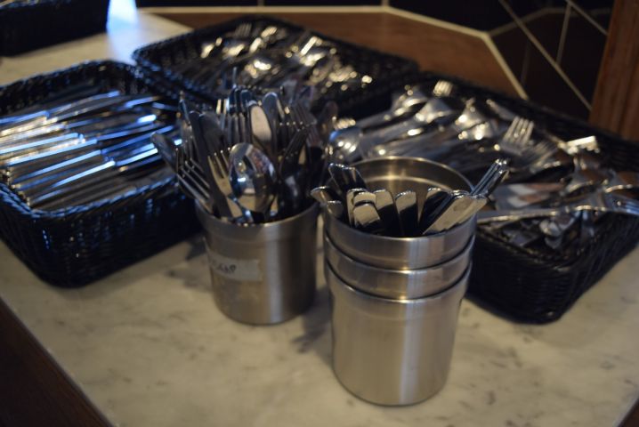 639142-5 Restaurangbestick - knivar & gafflar