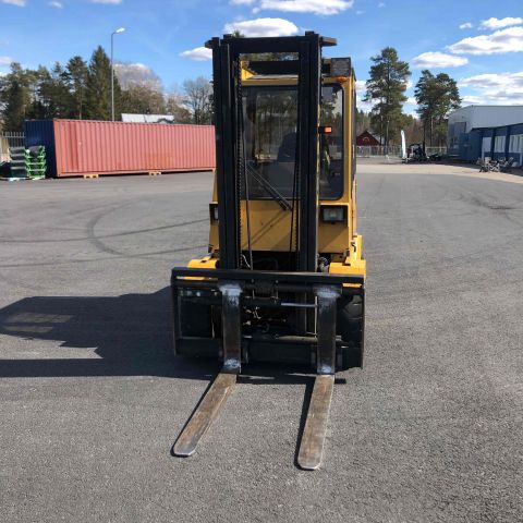 657561-2 Forklift Stocka 3060