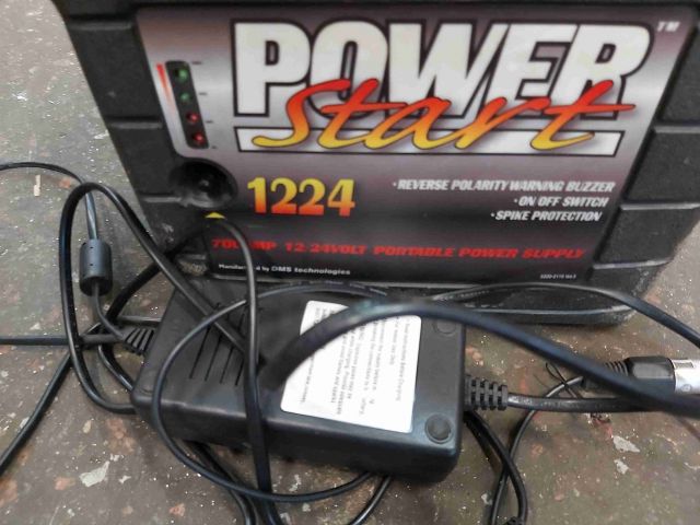 665660-6 Battery Booster PowerStart 1224