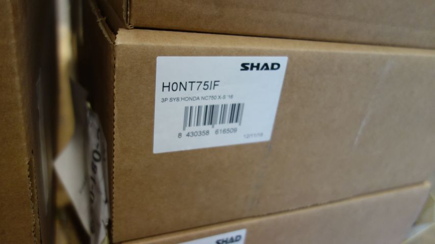 667233-9 Assortment with MC parts, Shad