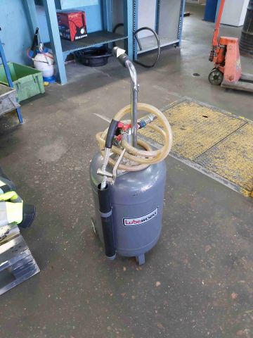 665685-1 Pneumatic oil dispenser LubeWorks