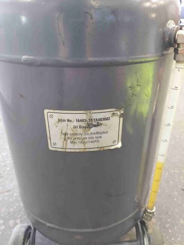 665685-4 Pneumatic oil dispenser LubeWorks