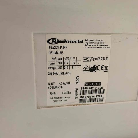 665738-3 Refrigerator and freezer, Bauknecht