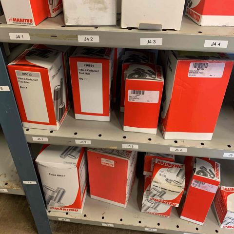 665720-26 Reservdelslager för truckar