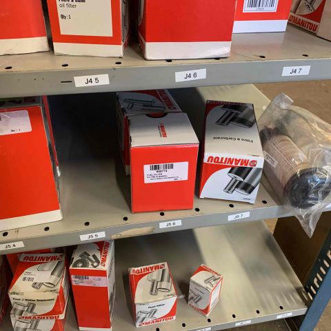 665720-27 Reservdelslager för truckar