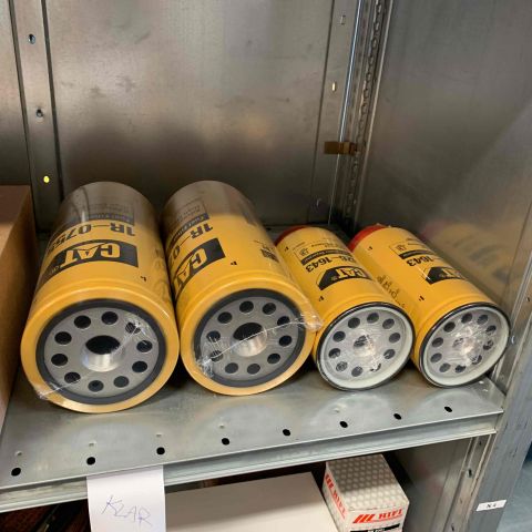 665720-42 Reservdelslager för truckar