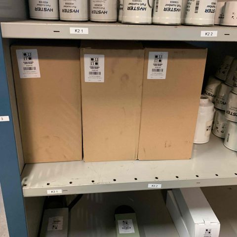 665720-61 Reservdelslager för truckar