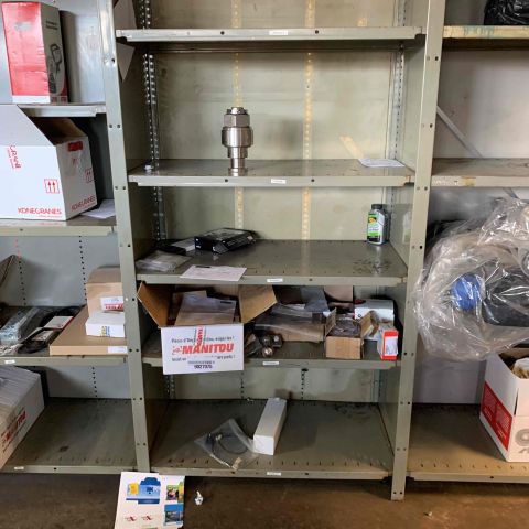 665720-69 Reservdelslager för truckar