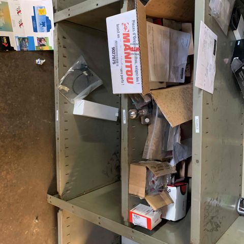 665720-70 Reservdelslager för truckar