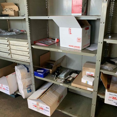 665720-71 Reservdelslager för truckar