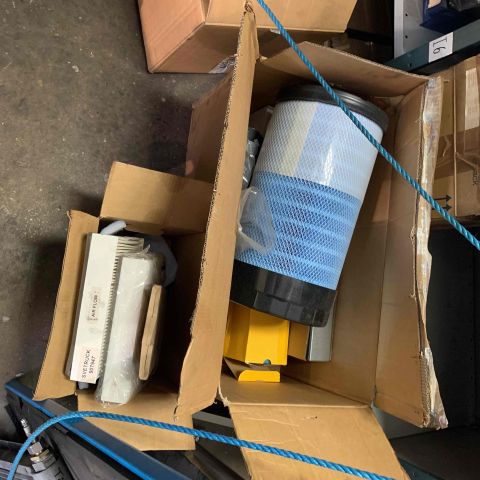 665720-73 Reservdelslager för truckar