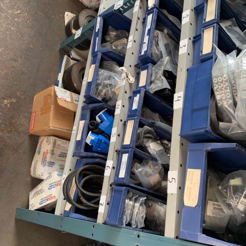 665720-78 Reservdelslager för truckar