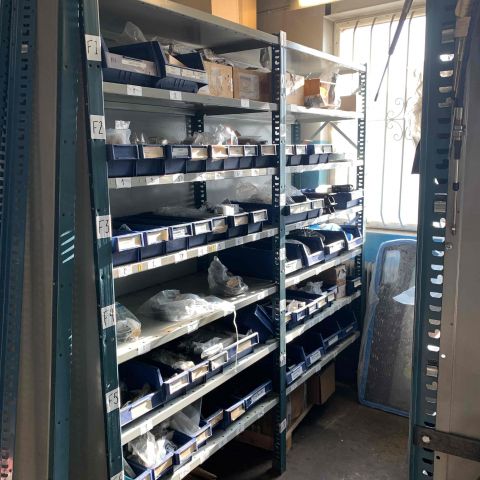 665720-79 Reservdelslager för truckar