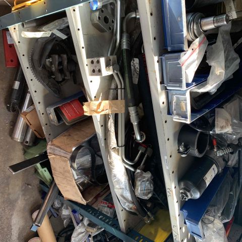 665720-84 Reservdelslager för truckar