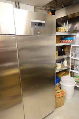 667463-1 Restaurant cooler SAGI FD70T-OP141