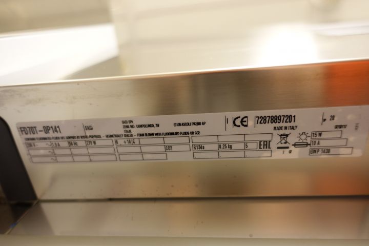 667463-3 Restaurant cooler SAGI FD70T-OP141