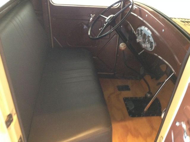 667490-8 Ford 1934 "hotrod" pickup V8 (ENJ 315)