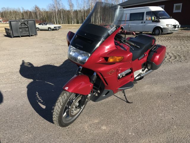 667485-4 Honda ST1100 Pan European -90