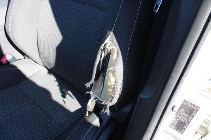 667503-22 Toyota Auris Hybrid 1.8 HSD -14 (Aut, 10960 Miles, SoV tires)