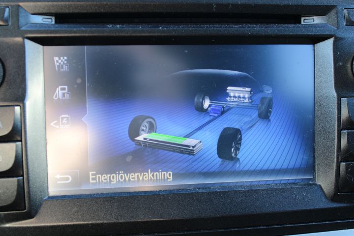 667503-30 Toyota Auris Hybrid 1.8 HSD -14 (Aut, 10960 Miles, SoV tires)