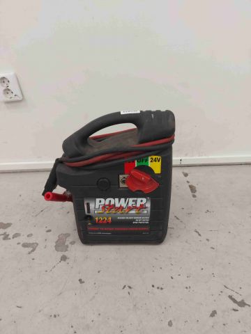 605823-1 Battery Booster PowerStart 1224 (12 / 24V)