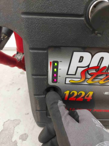 605823-5 Battery Booster PowerStart 1224 (12 / 24V)