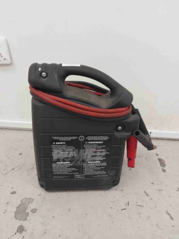 605823-6 Battery Booster PowerStart 1224 (12 / 24V)