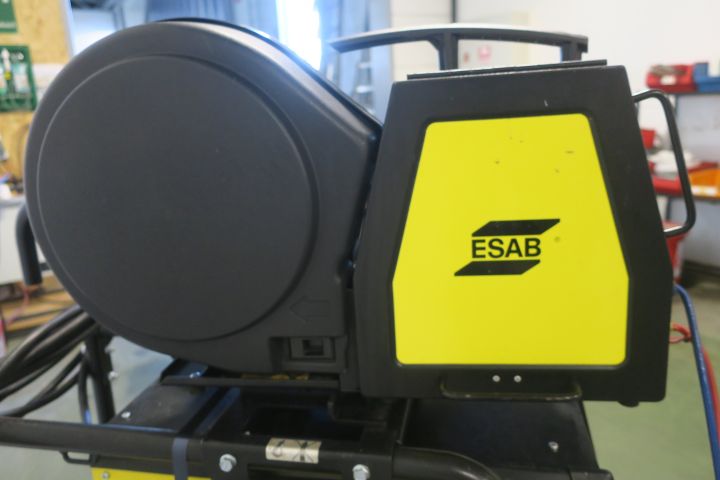 640585-5 Mig welding machine Esab Mig 3001i