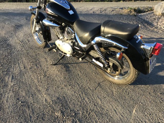 667828-10 Suzuki Intruder Classic 125