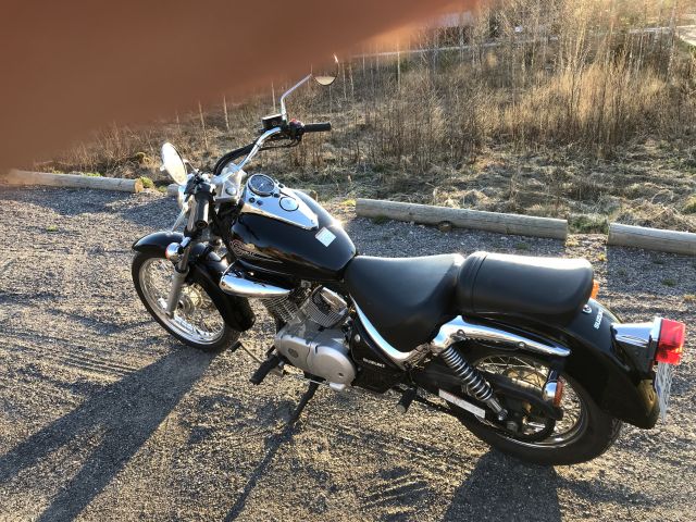 667828-11 Suzuki Intruder Classic 125