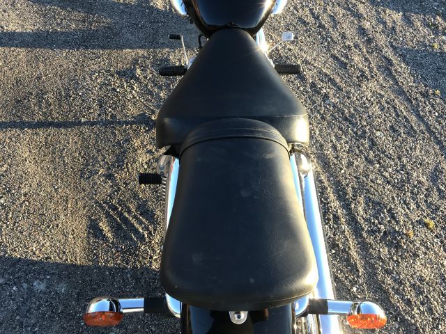 667828-17 Suzuki Intruder Classic 125