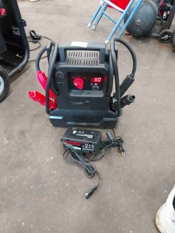 665802-1 Booster Würth 12 / 24V ink charger