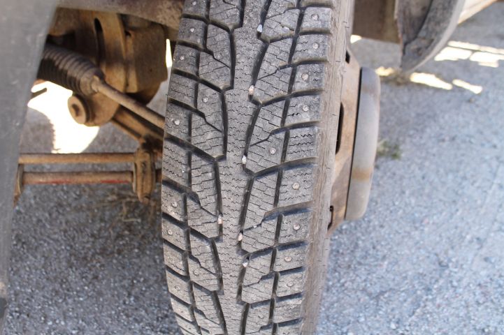 667834-7 Crane truck IVECO 35C12 2004 - RXN451