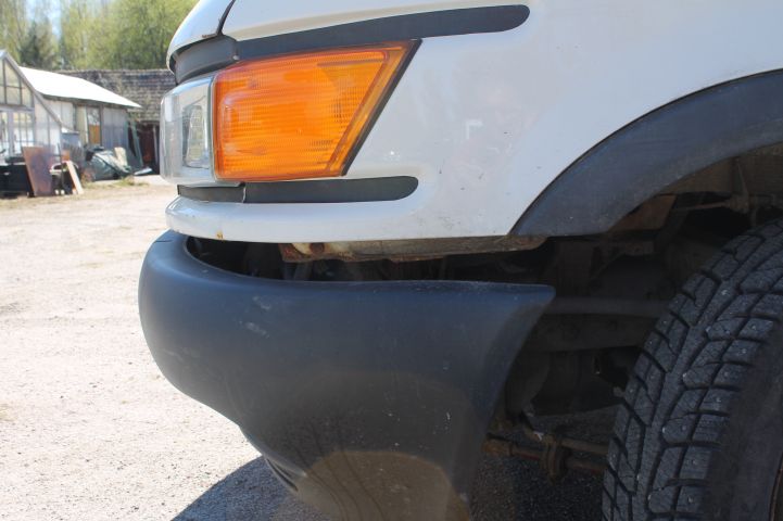 667834-23 Crane truck IVECO 35C12 2004 - RXN451