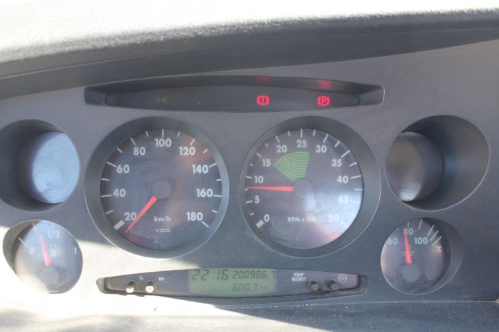 667834-26 Crane truck IVECO 35C12 2004 - RXN451