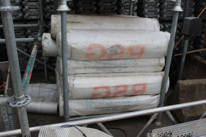 662696-4 Hedge with 14 rolls PeteX Cover 3.3x36 m