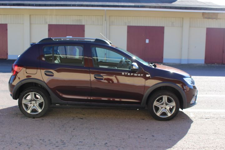 667837-4 Dacia Sandero Stepway 0.9 TCe Easy-R -2018 (90hk, 1680mil)