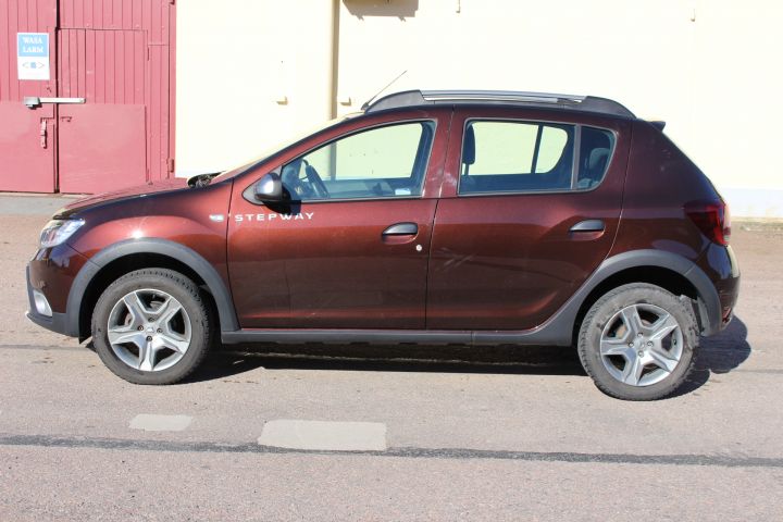 667837-8 Dacia Sandero Stepway 0.9 TCe Easy-R -2018 (90hk, 1680mil)