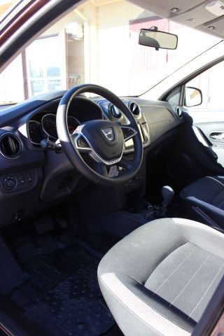 667837-15 Dacia Sandero Stepway 0.9 TCe Easy-R -2018 (90hk, 1680mil)