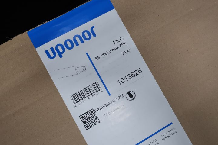 667763-2 Combi pipe Uponor MLC pipe with insulation 16x2 75 meters