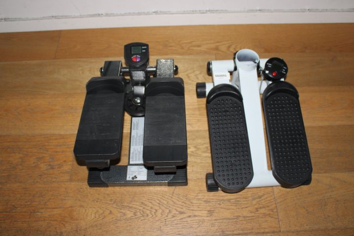 660091-2 Trappmaskiner 2 st