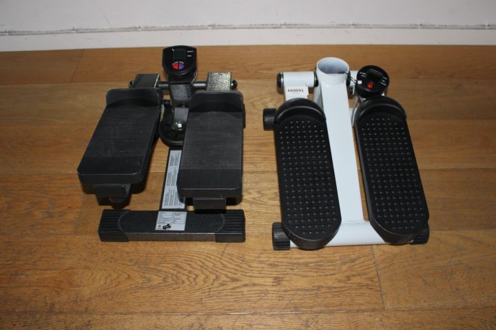 660091-1 Trappmaskiner 2 st