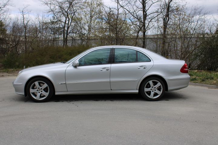 667990-5 Mercedes-Benz E500 5G-Tronic -03 193545km Reg.no: TGA529