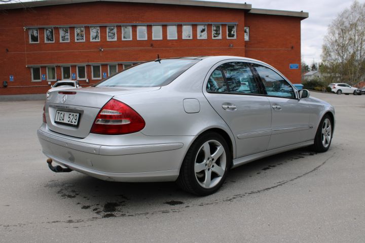667990-9 Mercedes-Benz E500 5G-Tronic -03 193545km Reg.no: TGA529