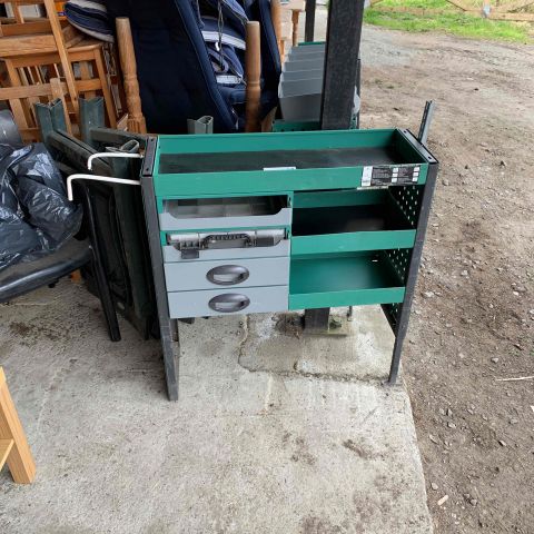 647821-1 Workshop interior for VW Caddy