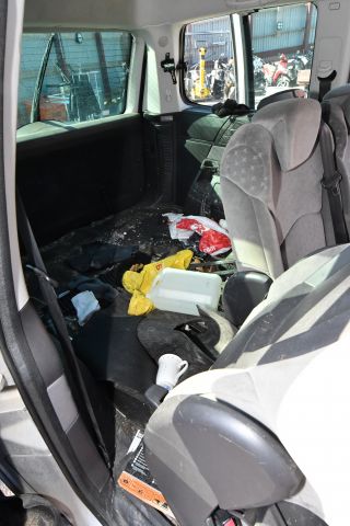 339438-5 PEUGEOT 807 ST 2.2 HDI P