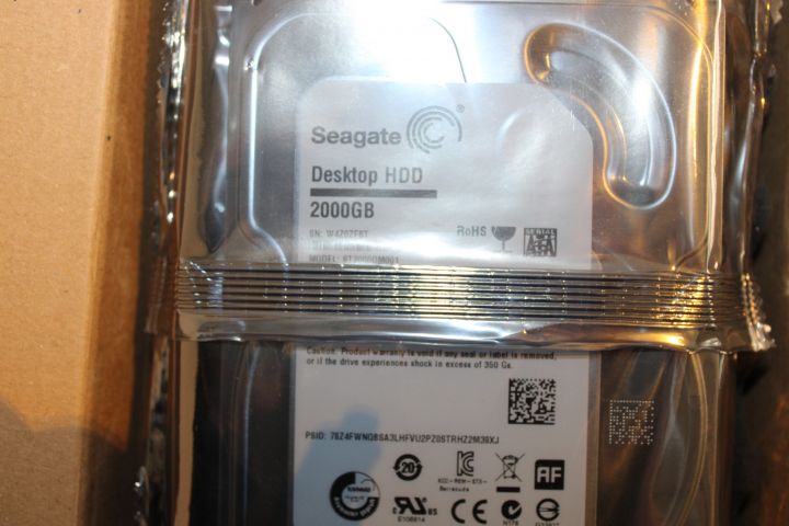 660104-2 Netgear RNDU2000 with new 2tb hard drive