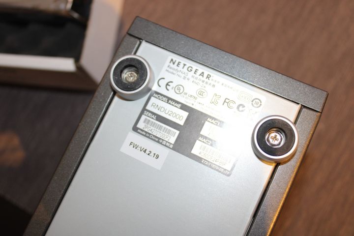 660104-7 Netgear RNDU2000 with new 2tb hard drive