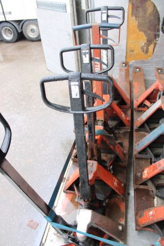 645690-7 Pallet truck 5 pcs BT